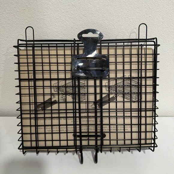 Mr. Bar-B-Q Grilling Basket Meats & Vegetables Non-Stick Surface - Picture 3 of 3